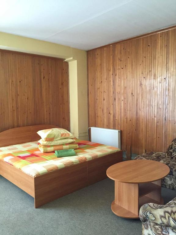 Motelis Jonuciai Garliava Room photo